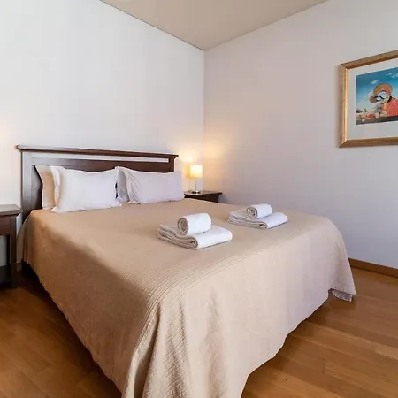Charming - Chiado Appartement Lissabon