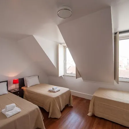 里斯本舒适型公寓 - 西亚多酒店 *