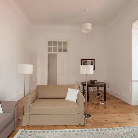 里斯本舒适型公寓 - 西亚多酒店 *