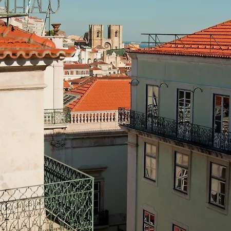 Charming - Chiado Апартаменты Лиссабон