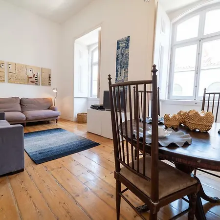 Charming - Chiado Апартаменты
